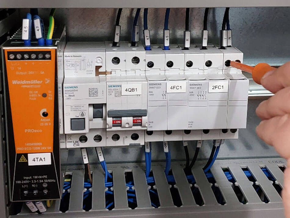 Quadro di automazione completo